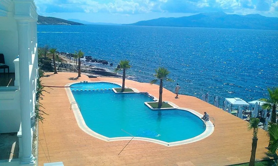 Santa Quaranta Premium Resort Sarande